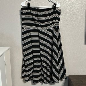 Torrid Black Striped Strapless Dress - Size 2/2X